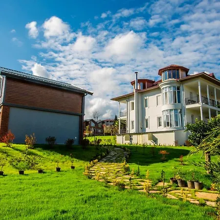 Zanike Hotel *